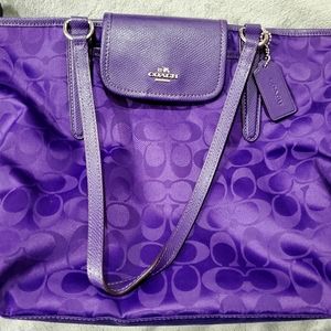 Purple, Signature Coach shoulder